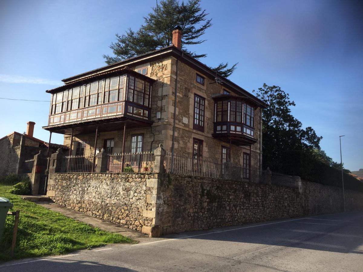 La Casona De Los Lomas Arenas de Iguña Buitenkant foto